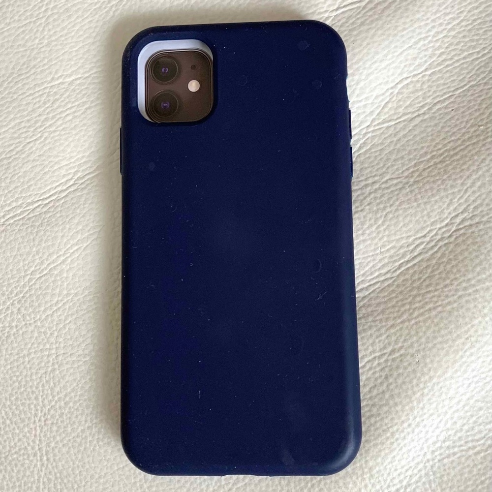 Navy color silicone case for iPhone 11, XR - Brand New